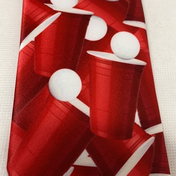 Knotty & Nice red plastic cup beer pong tie NWT - Picture 2 of 4